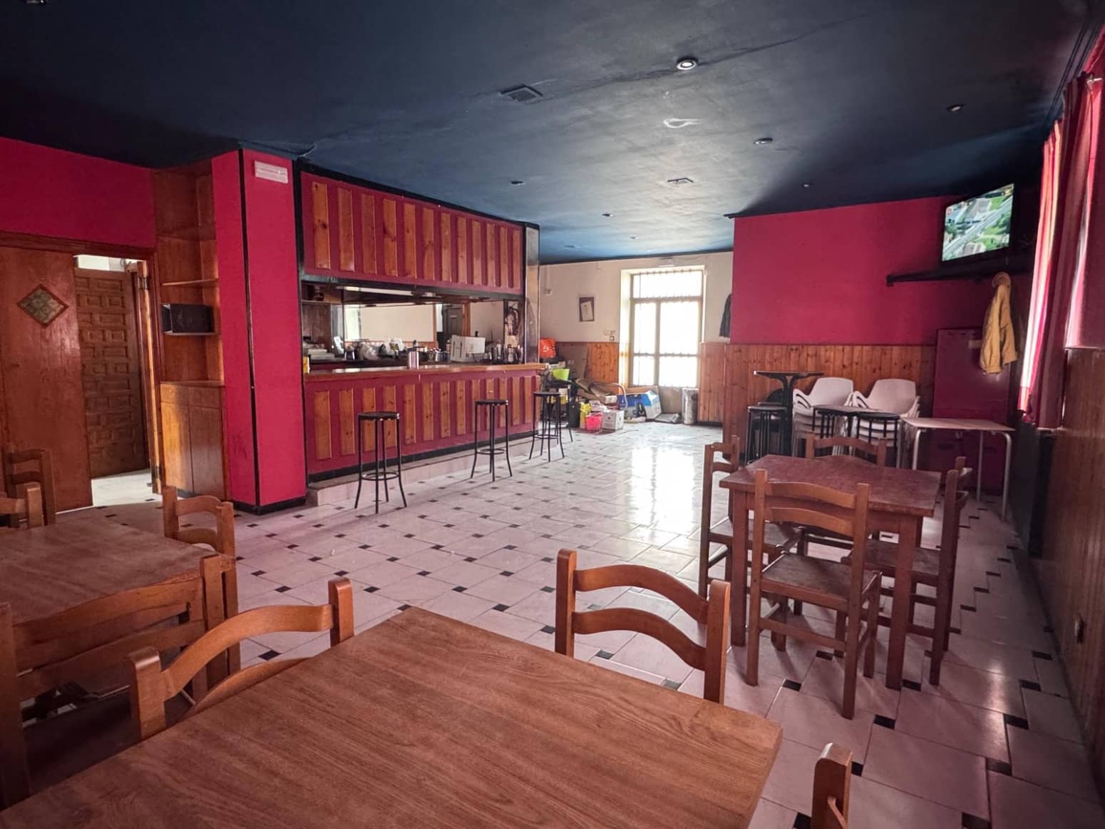 12 soverom Bedrift til salgs i Valdeolea - € 240 000 (Ref: 9472768)