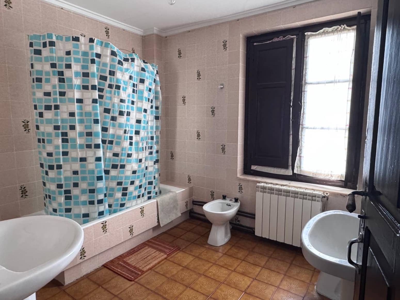 12 soverom Bedrift til salgs i Valdeolea - € 240 000 (Ref: 9472768)