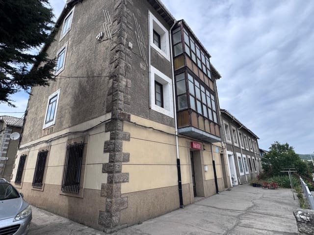 12 camera da letto Azienda in vendita in Valdeolea - 240.000 € (Rif: 9472768)