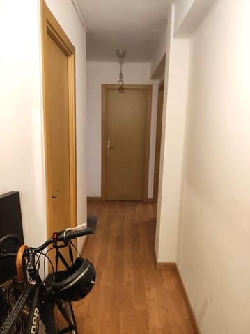 3 bedroom Flat for sale in Santander - € 210,000 (Ref: 9485586)