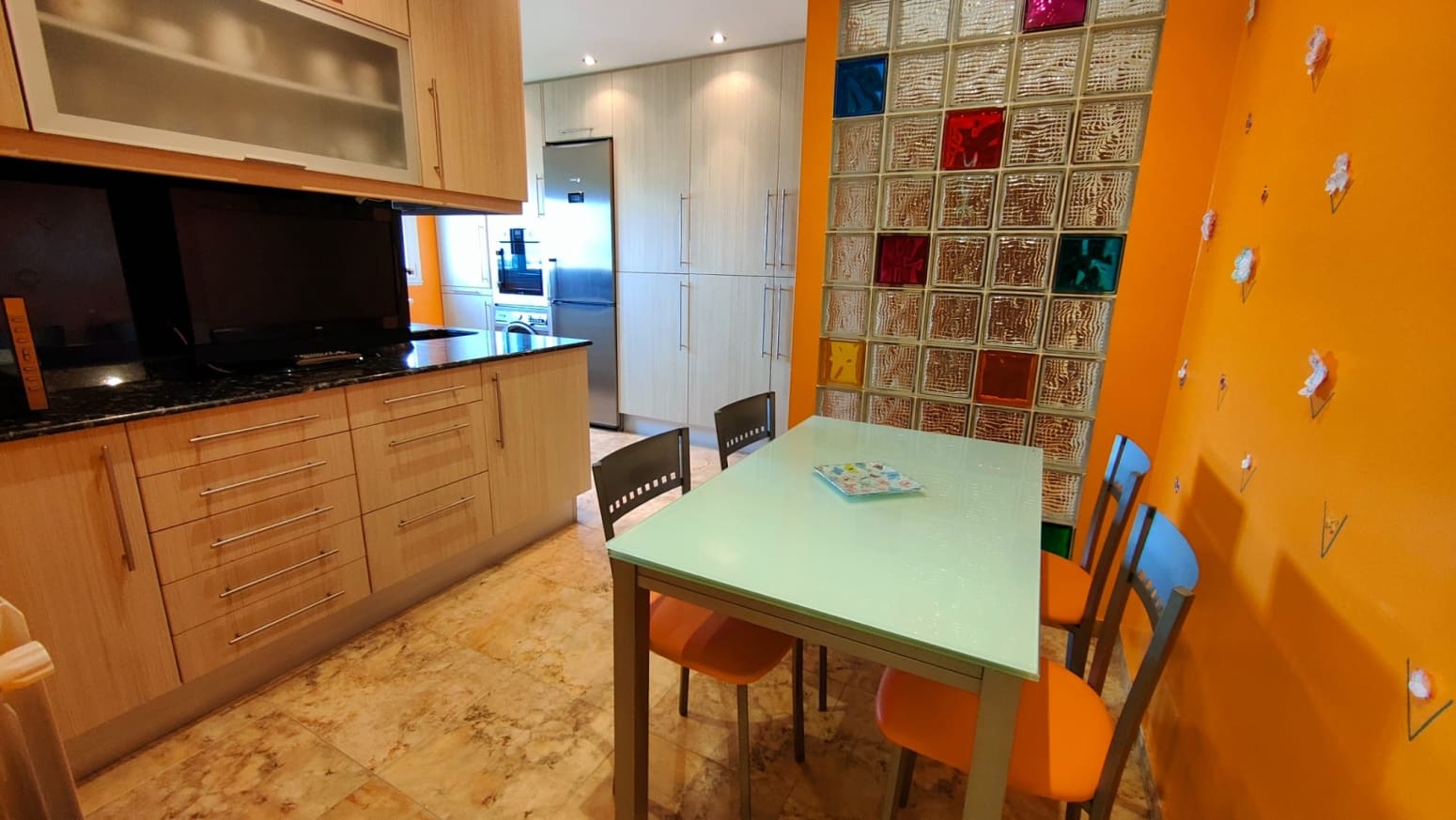 3 bedroom Flat for rent in Santander with garage - € 1,150 (Ref: 9491141)