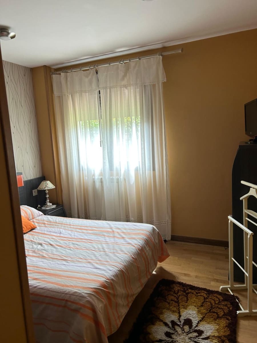 4 slaapkamer Villa te koop in Santillana del Mar met garage - € 410.000 (Ref: 9518579)