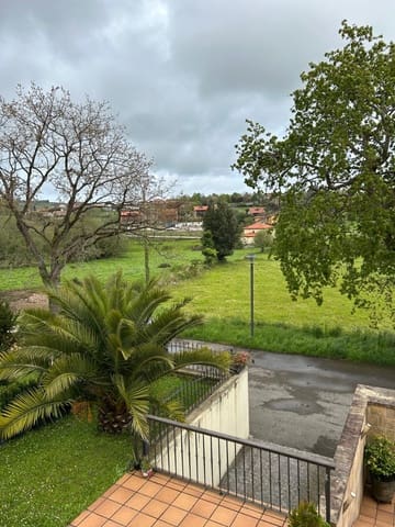 4 slaapkamer Villa te koop in Santillana del Mar - € 410.000 (Ref: 9518579)