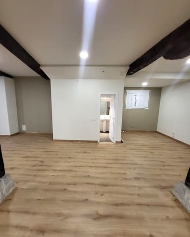 Commercial for rent in Santander - € 1,800 (Ref: 9530128)