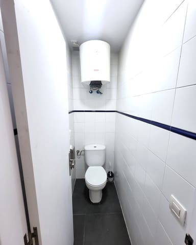 Commercial for rent in Santander - € 1,800 (Ref: 9530128)