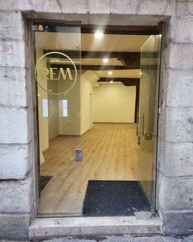 Commercial for rent in Santander - € 1,800 (Ref: 9530128)