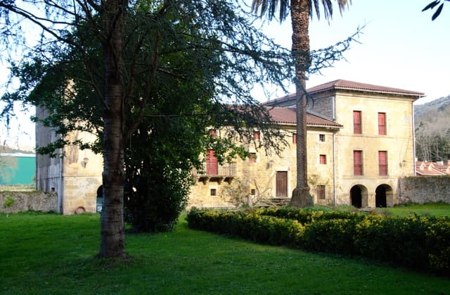 6 soveværelse Lejlighed til salg i Guriezo med garage - € 1.300.000 (Ref: 9555269)