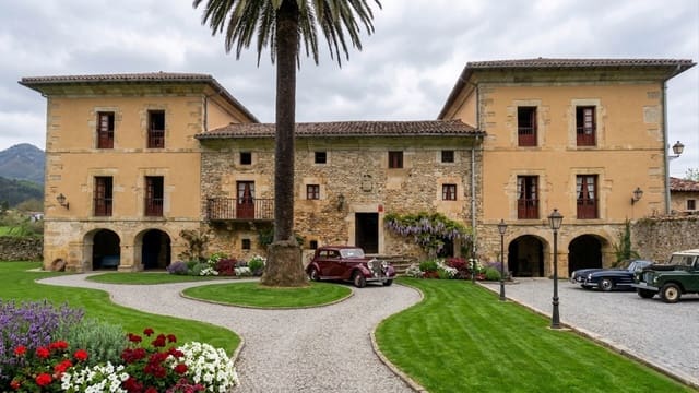 Piso de 6 habitaciones en Guriezo en venta con garaje - 1.300.000 € (Ref: 9555269)