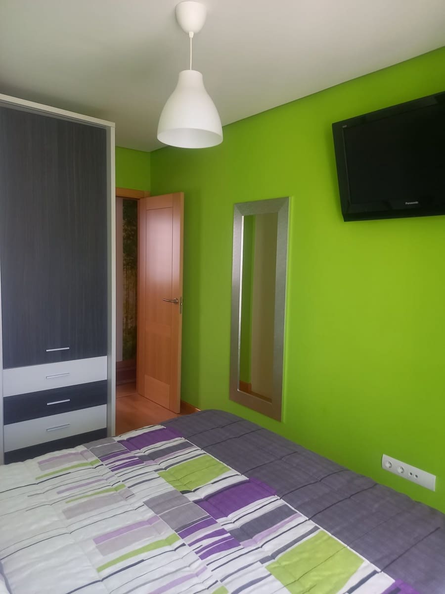 2 soveværelse Lejlighed til leje i Santander med garage - € 850 (Ref: 9561411)