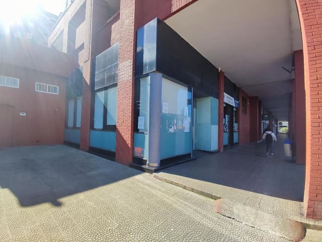 Komercyjne na sprzedaż w Santander - 139 900 € (Ref: 9590834)