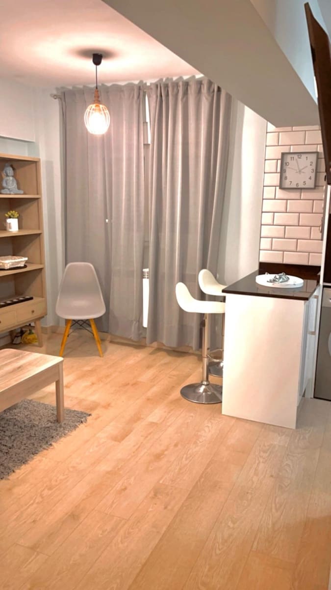 2 quarto Apartamento para arrendar em Santander - 800 € (Ref: 9590835)