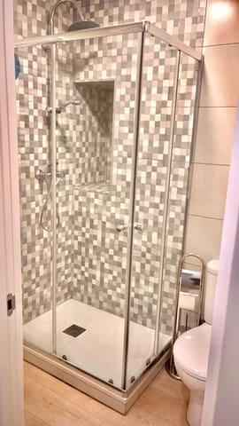 2 soveværelse Lejlighed til leje i Santander - € 800 (Ref: 9590835)