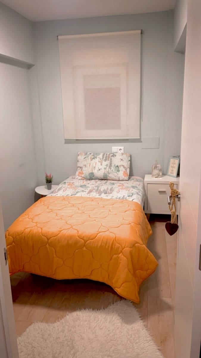 2 quarto Apartamento para arrendar em Santander - 800 € (Ref: 9590835)