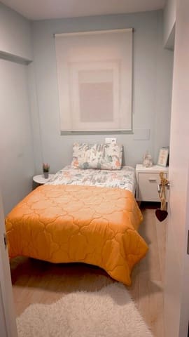 2 soveværelse Lejlighed til leje i Santander - € 800 (Ref: 9590835)