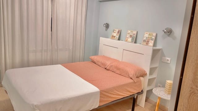 2 soveværelse Lejlighed til leje i Santander - € 800 (Ref: 9590835)