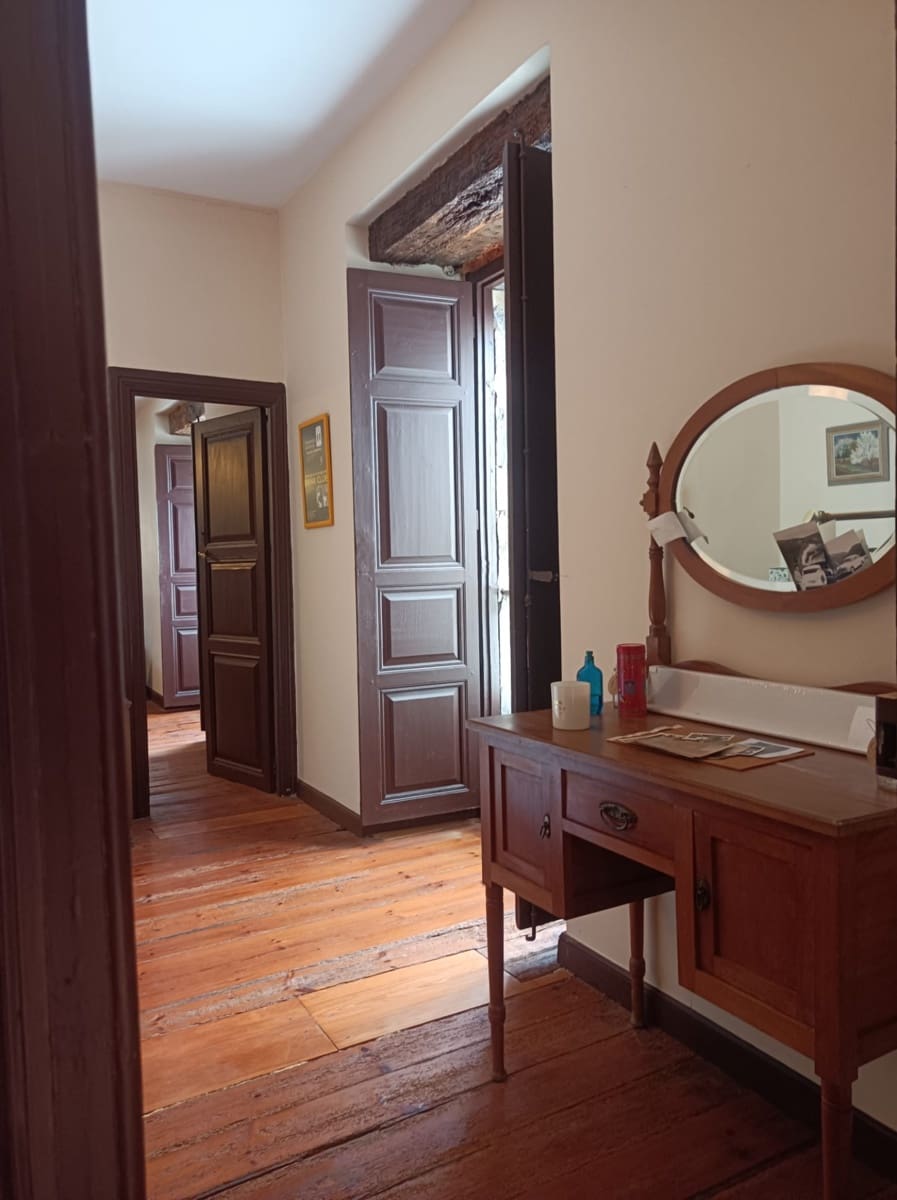 Chalet de 7 habitaciones en Ruesga en venta con garaje - 360.000 € (Ref: 9625392)