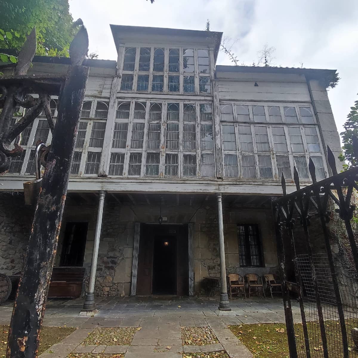 Chalet de 7 habitaciones en Ruesga en venta con garaje - 360.000 € (Ref: 9625392)