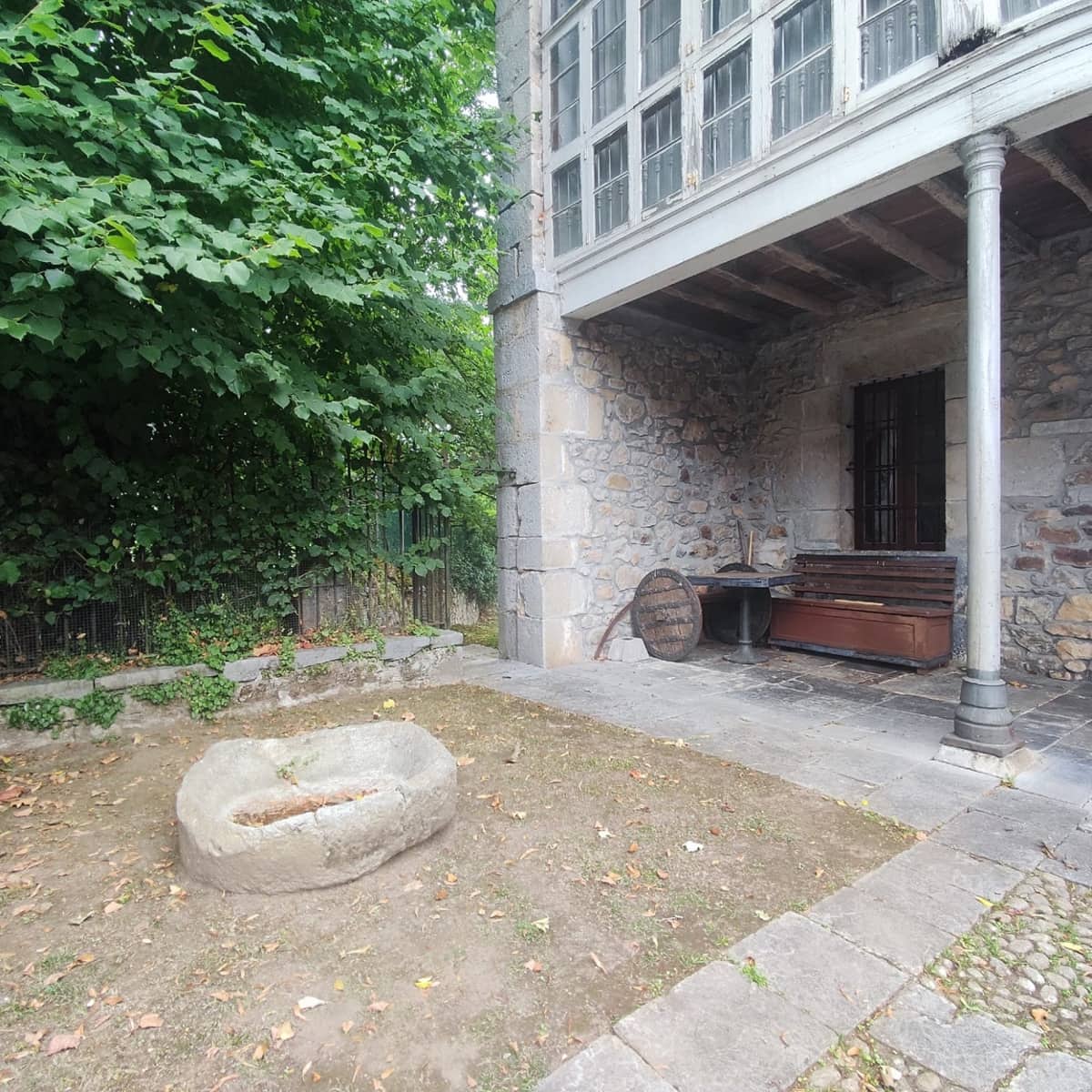 Chalet de 7 habitaciones en Ruesga en venta con garaje - 360.000 € (Ref: 9625392)