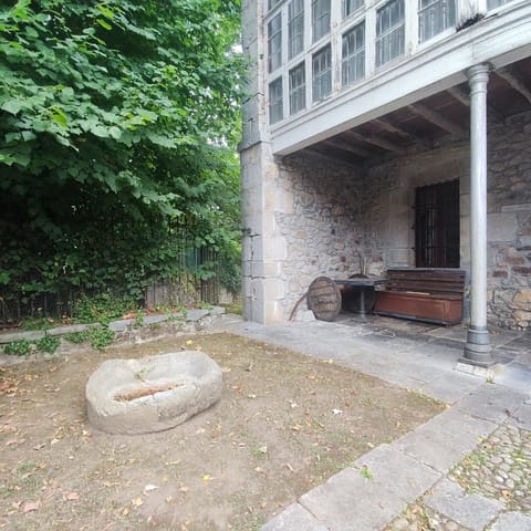 Chalet de 7 habitaciones en Ruesga en venta con garaje - 360.000 € (Ref: 9625392)