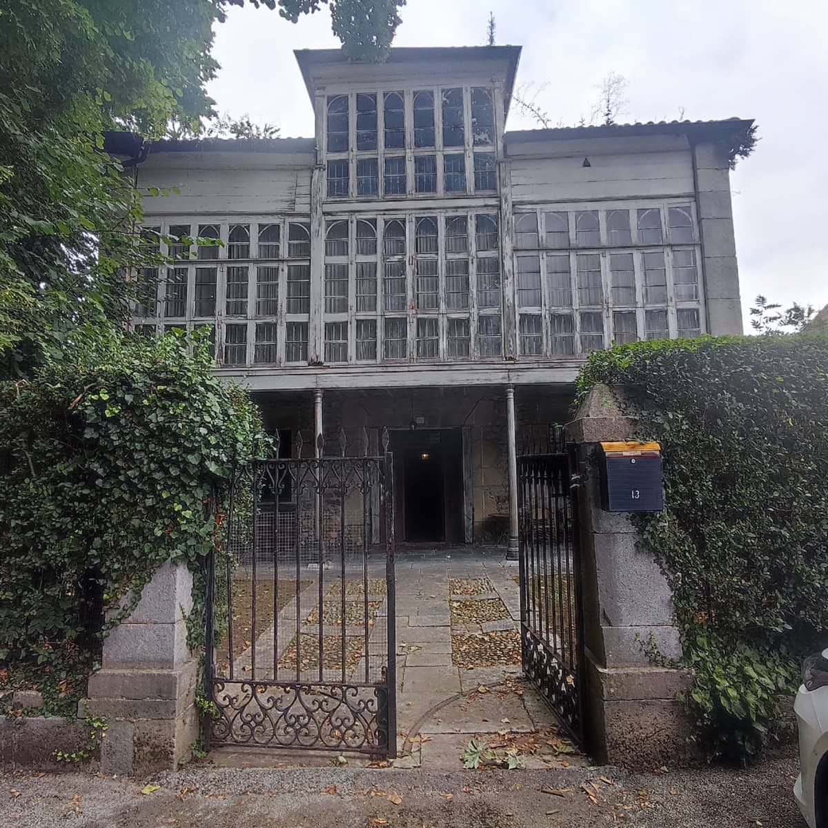 Chalet de 7 habitaciones en Ruesga en venta con garaje - 360.000 € (Ref: 9625392)