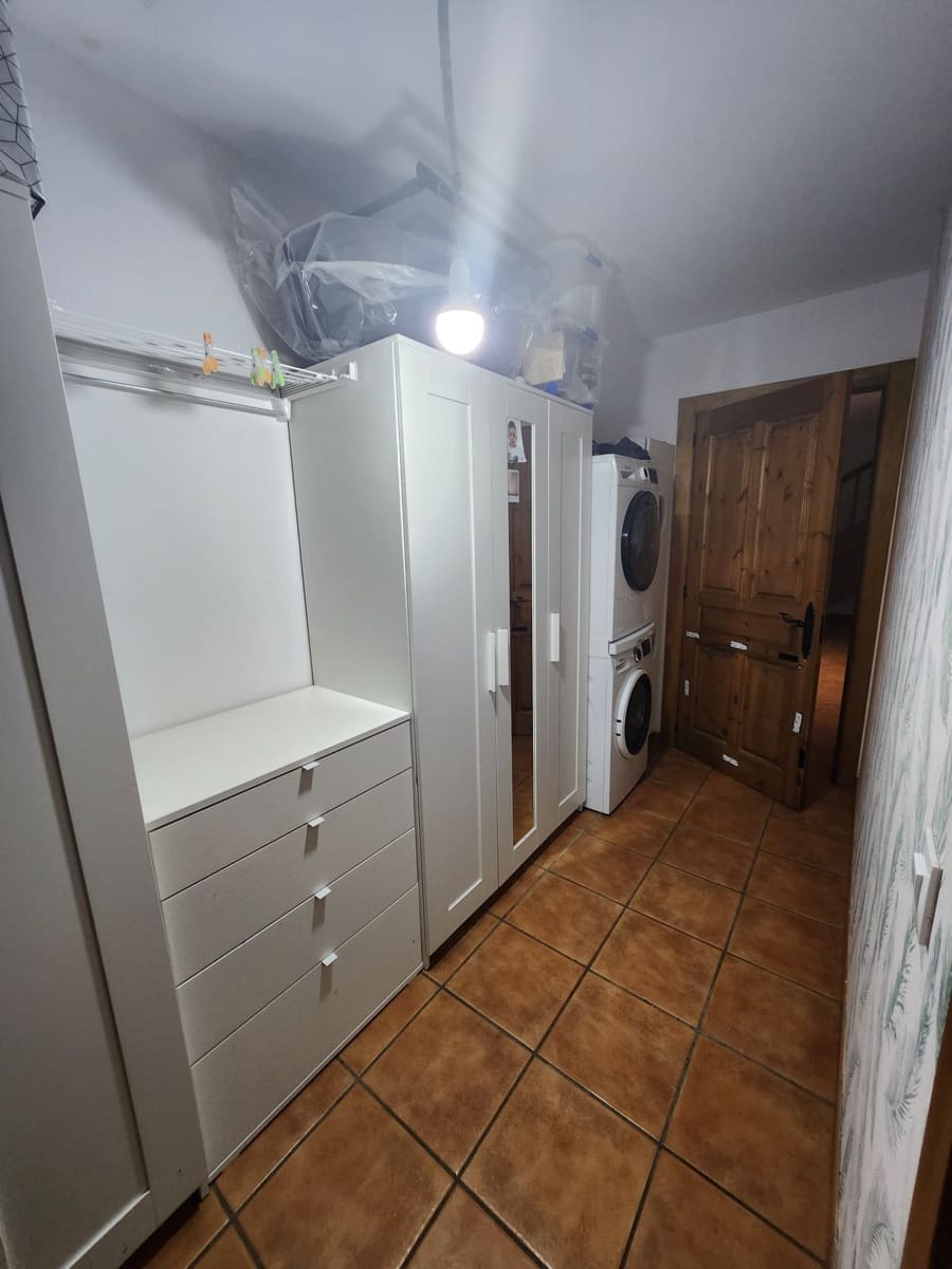 3 bedroom Villa for sale in Corvera de Toranzo with garage - € 425,000 (Ref: 9686199)