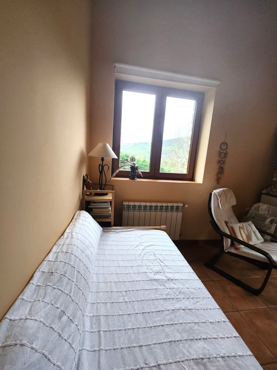 3 bedroom Villa for sale in Corvera de Toranzo with garage - € 425,000 (Ref: 9686199)