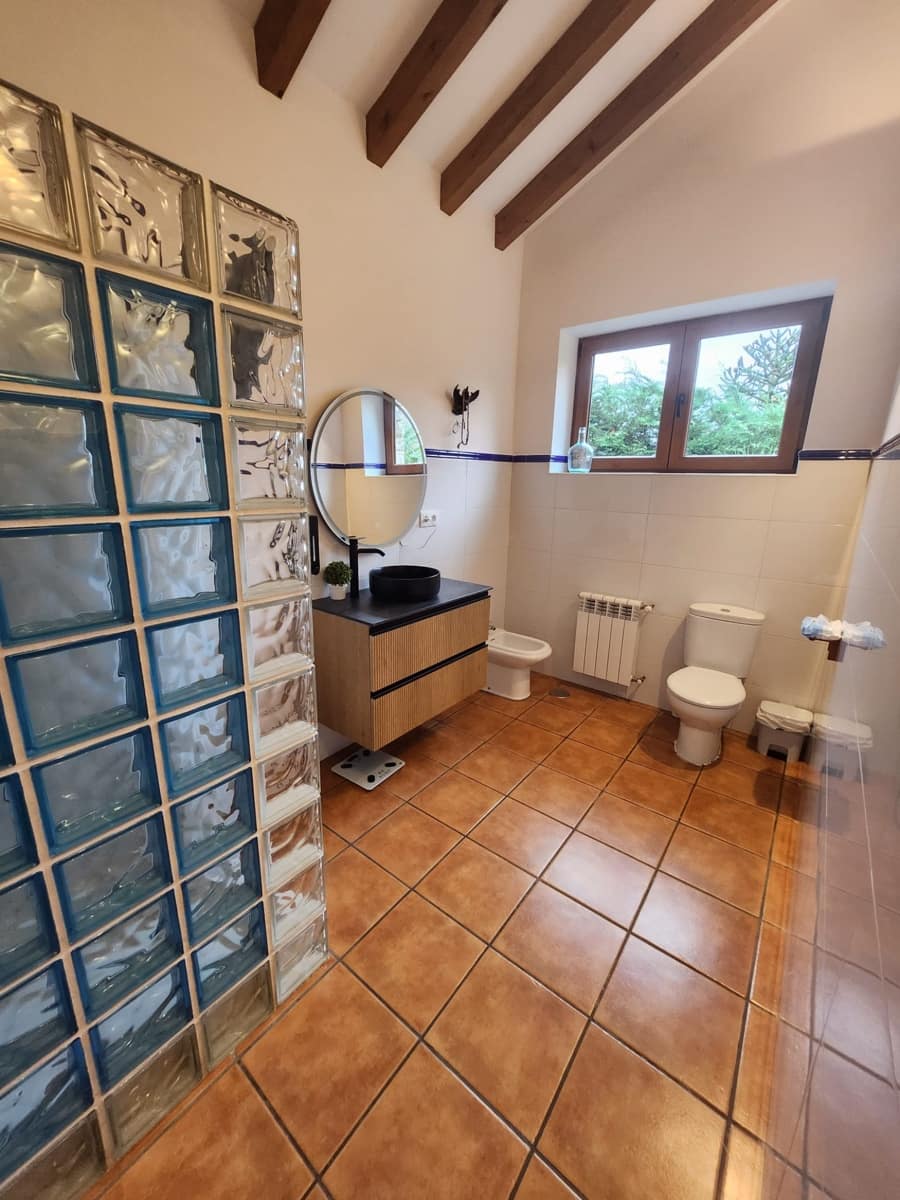 3 bedroom Villa for sale in Corvera de Toranzo with garage - € 425,000 (Ref: 9686199)