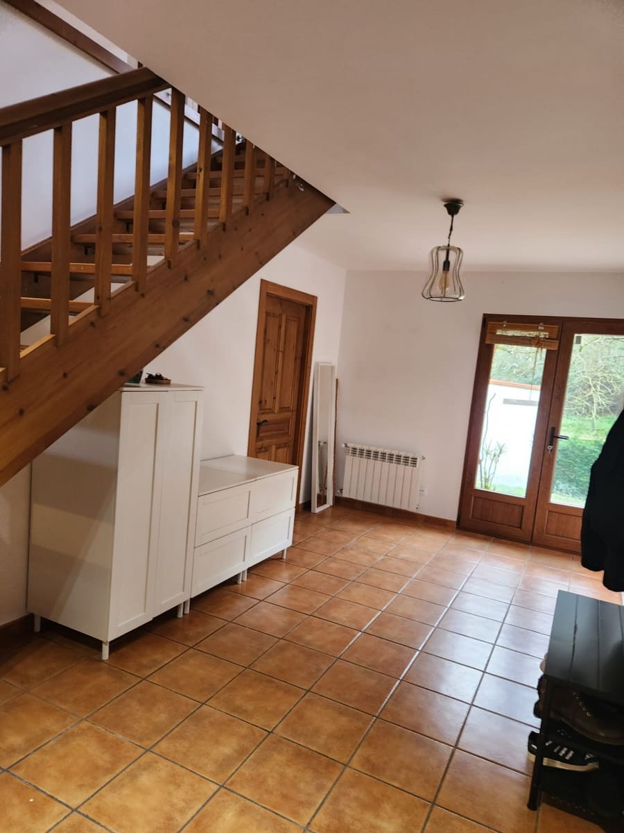 3 bedroom Villa for sale in Corvera de Toranzo with garage - € 425,000 (Ref: 9686199)