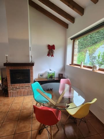 3 soveværelse Villa til salg i Corvera de Toranzo med garage - € 425.000 (Ref: 9686199)