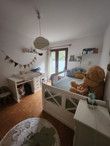 3 soveværelse Villa til salg i Corvera de Toranzo med garage - € 425.000 (Ref: 9686199)