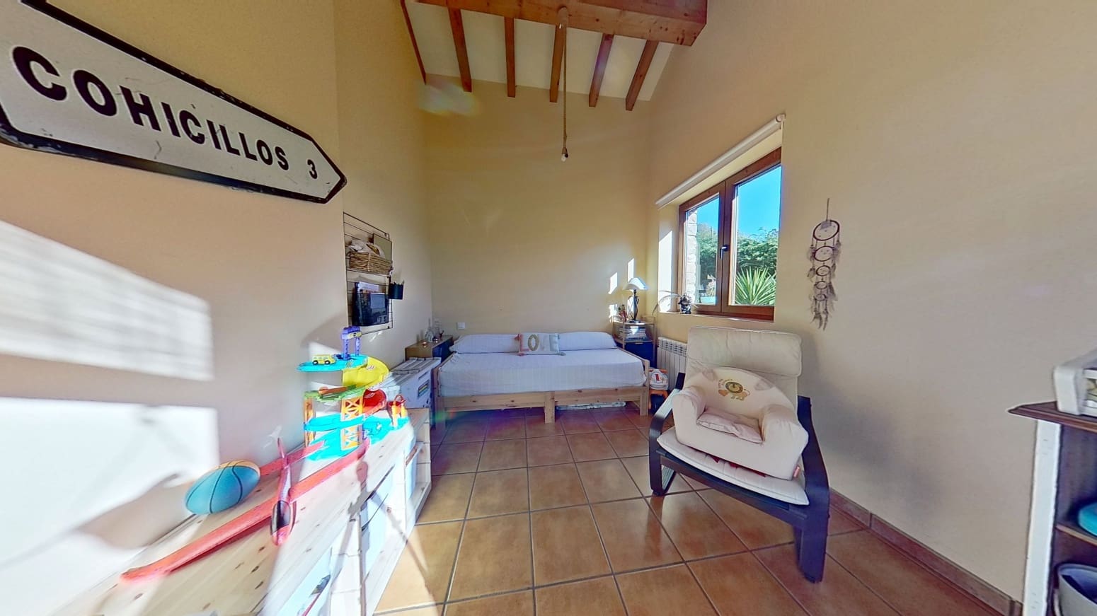 Chalet de 3 habitaciones en Corvera de Toranzo en venta con garaje - 425.000 € (Ref: 9686199)