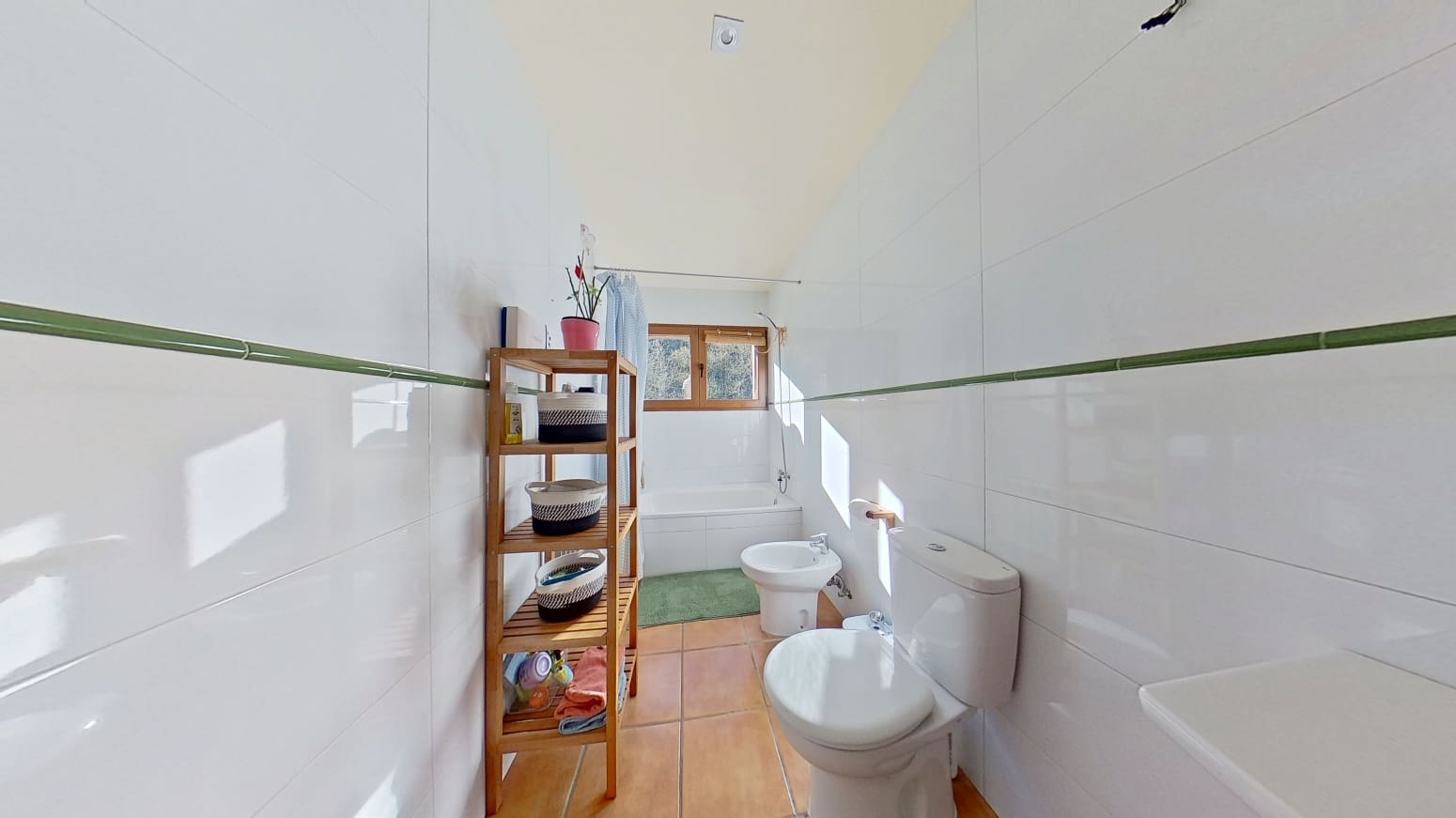 Chalet de 3 habitaciones en Corvera de Toranzo en venta con garaje - 425.000 € (Ref: 9686199)