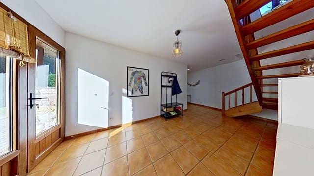 3 soverom Villa til salgs i Corvera de Toranzo med garasje - € 425 000 (Ref: 9686199)