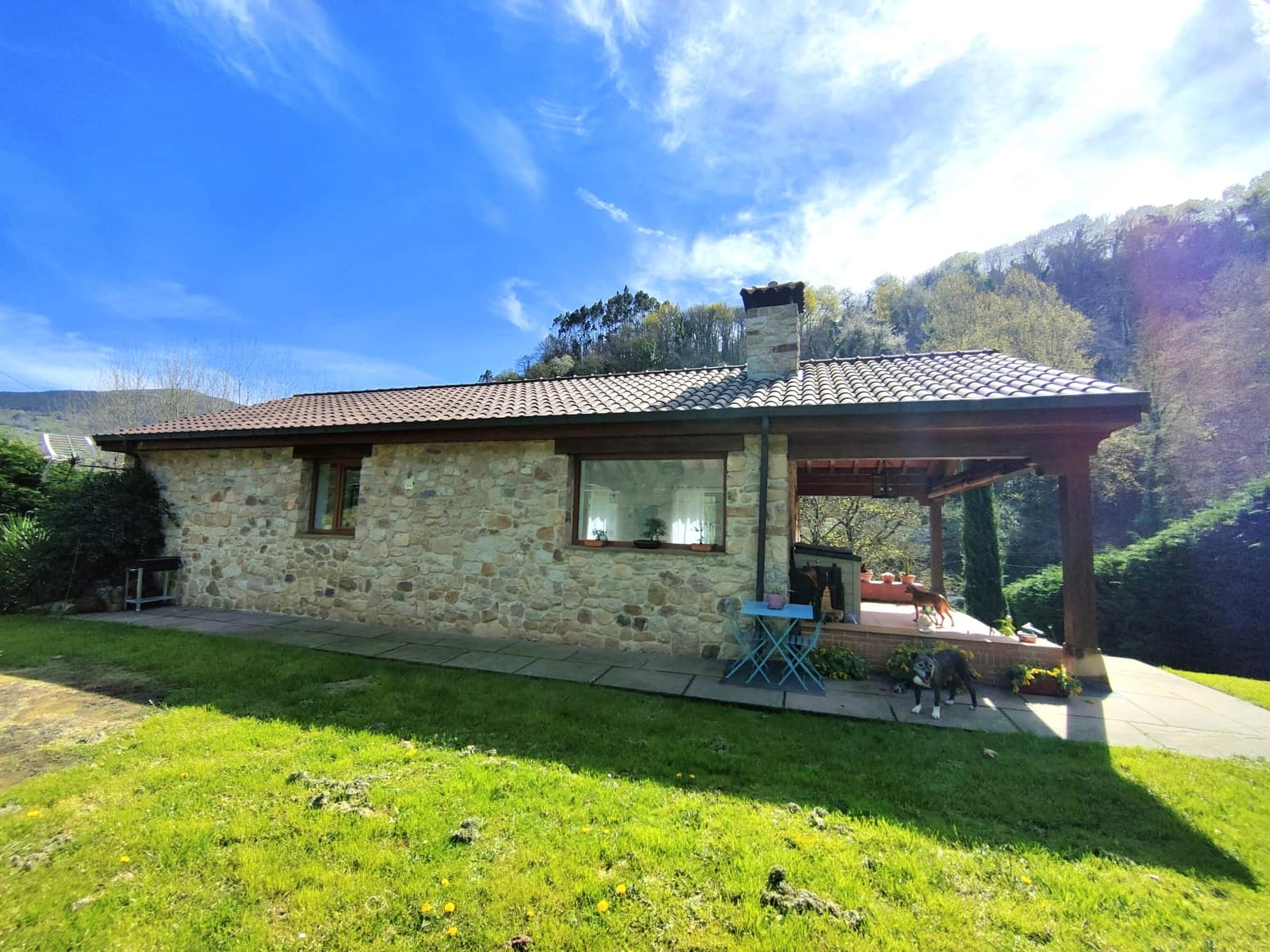 Chalet de 3 habitaciones en Corvera de Toranzo en venta con garaje - 425.000 € (Ref: 9686199)
