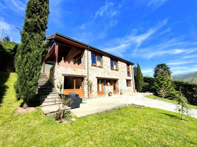 3 soverom Villa til salgs i Corvera de Toranzo med garasje - € 425 000 (Ref: 9686199)