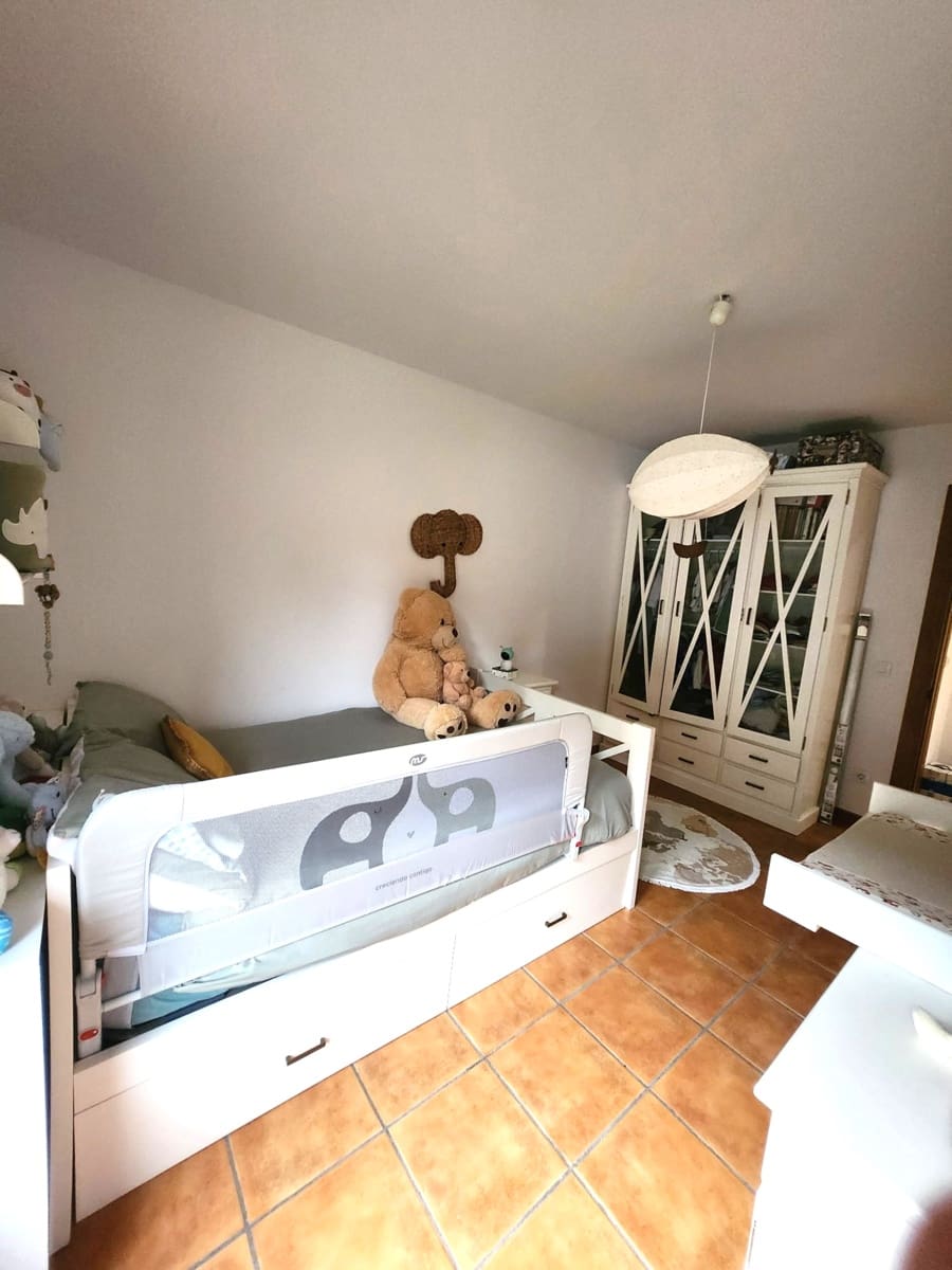 Chalet de 3 habitaciones en Corvera de Toranzo en venta con garaje - 425.000 € (Ref: 9686199)