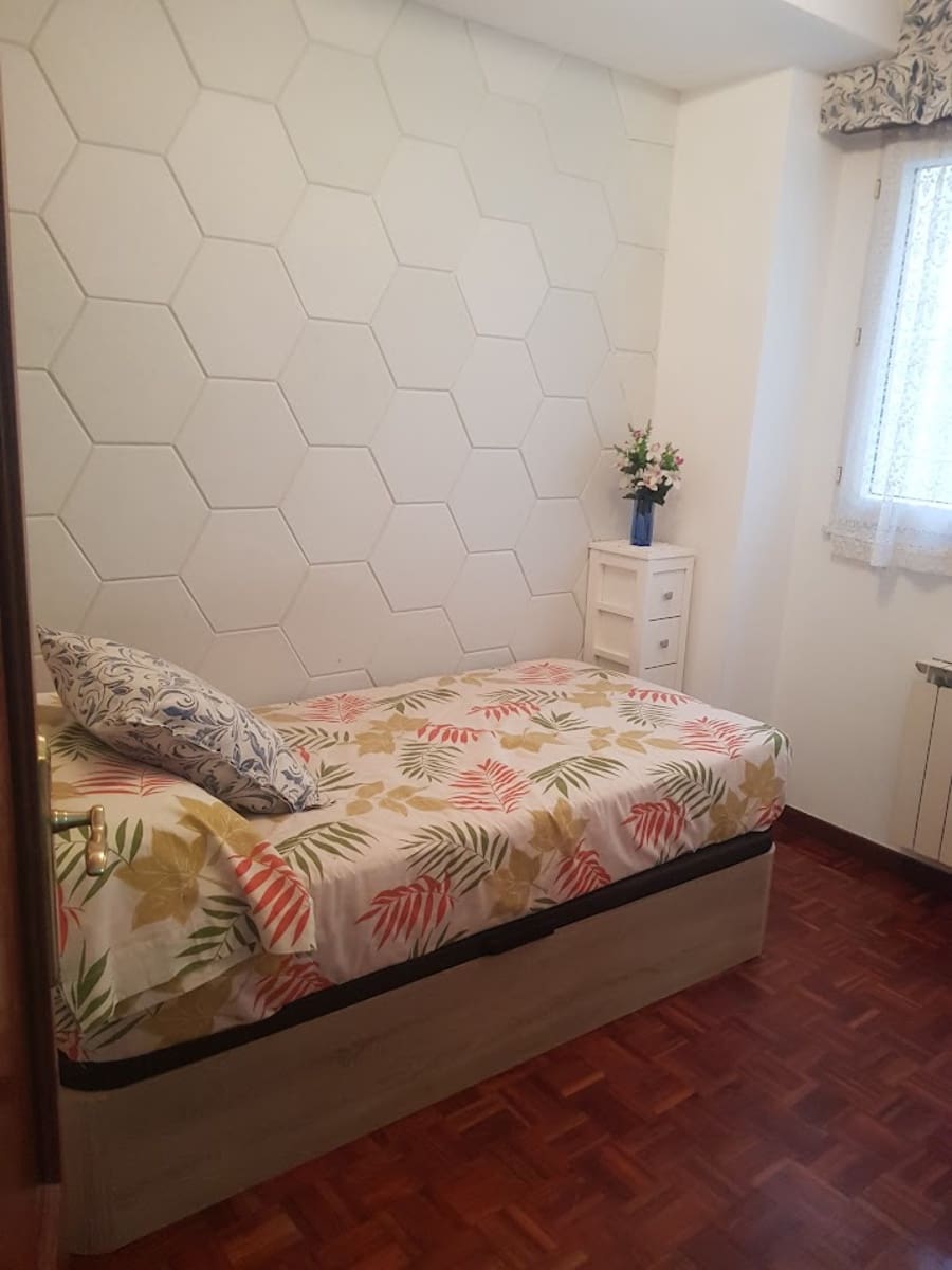 2 bedroom Flat for rent in Santander - € 850 (Ref: 9701404)