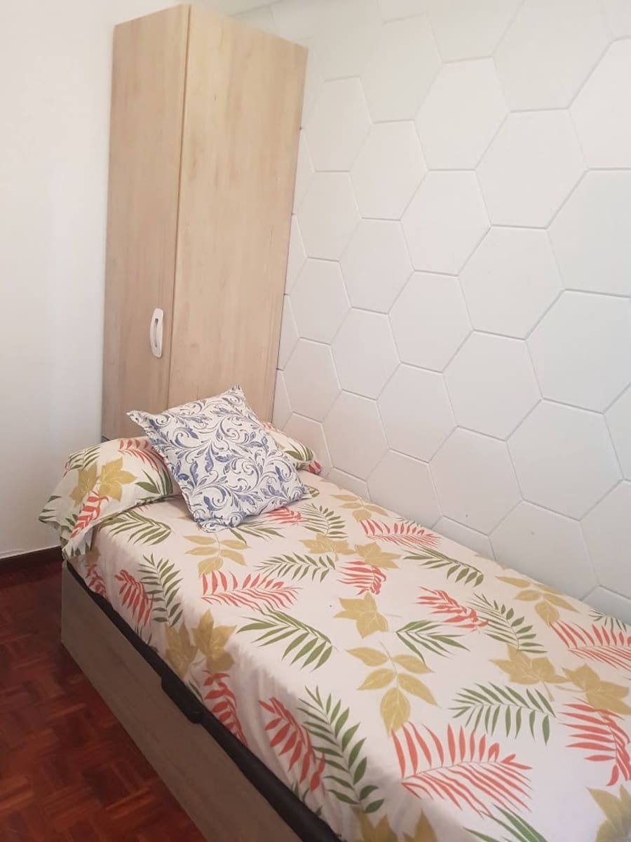 2 bedroom Flat for rent in Santander - € 850 (Ref: 9701404)