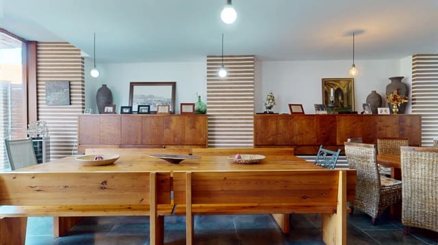 3 soveværelse Lejlighed til salg i Santoña med garage - € 465.000 (Ref: 9726449)