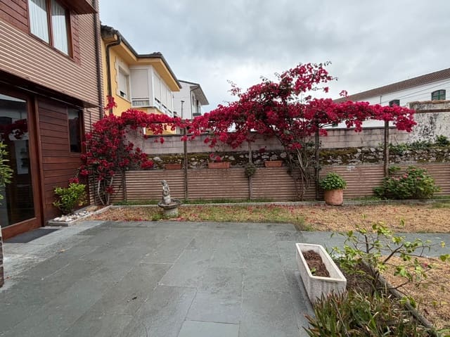 3 soveværelse Lejlighed til salg i Santoña med garage - € 465.000 (Ref: 9726449)