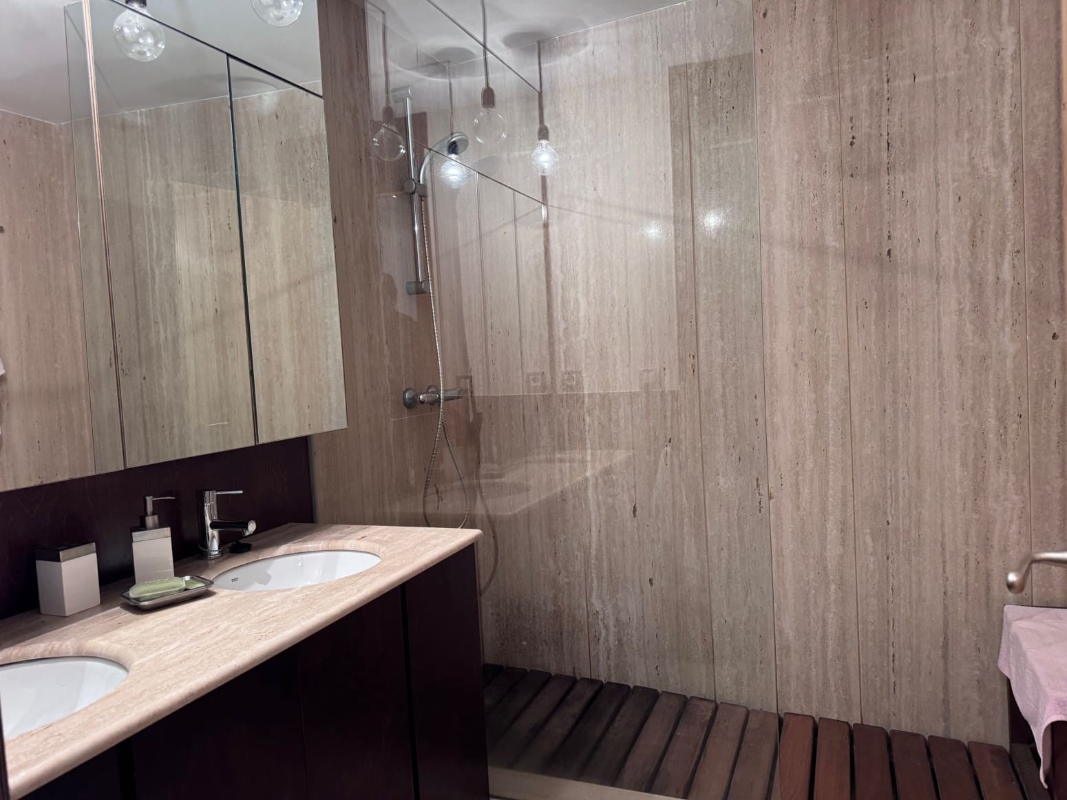 2 bedroom Flat for sale in Santona with garage - € 375,000 (Ref: 9726450)