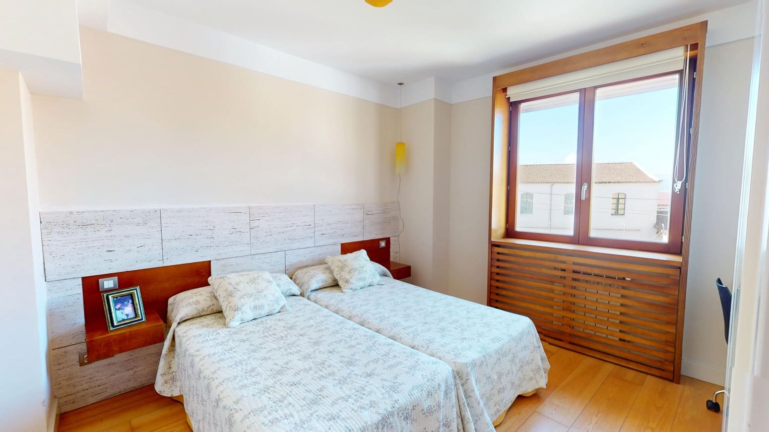 2 bedroom Flat for sale in Santona with garage - € 375,000 (Ref: 9726450)
