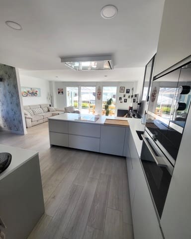 3 bedroom Villa for sale in Piélagos with garage - € 420,000 (Ref: 9726451)