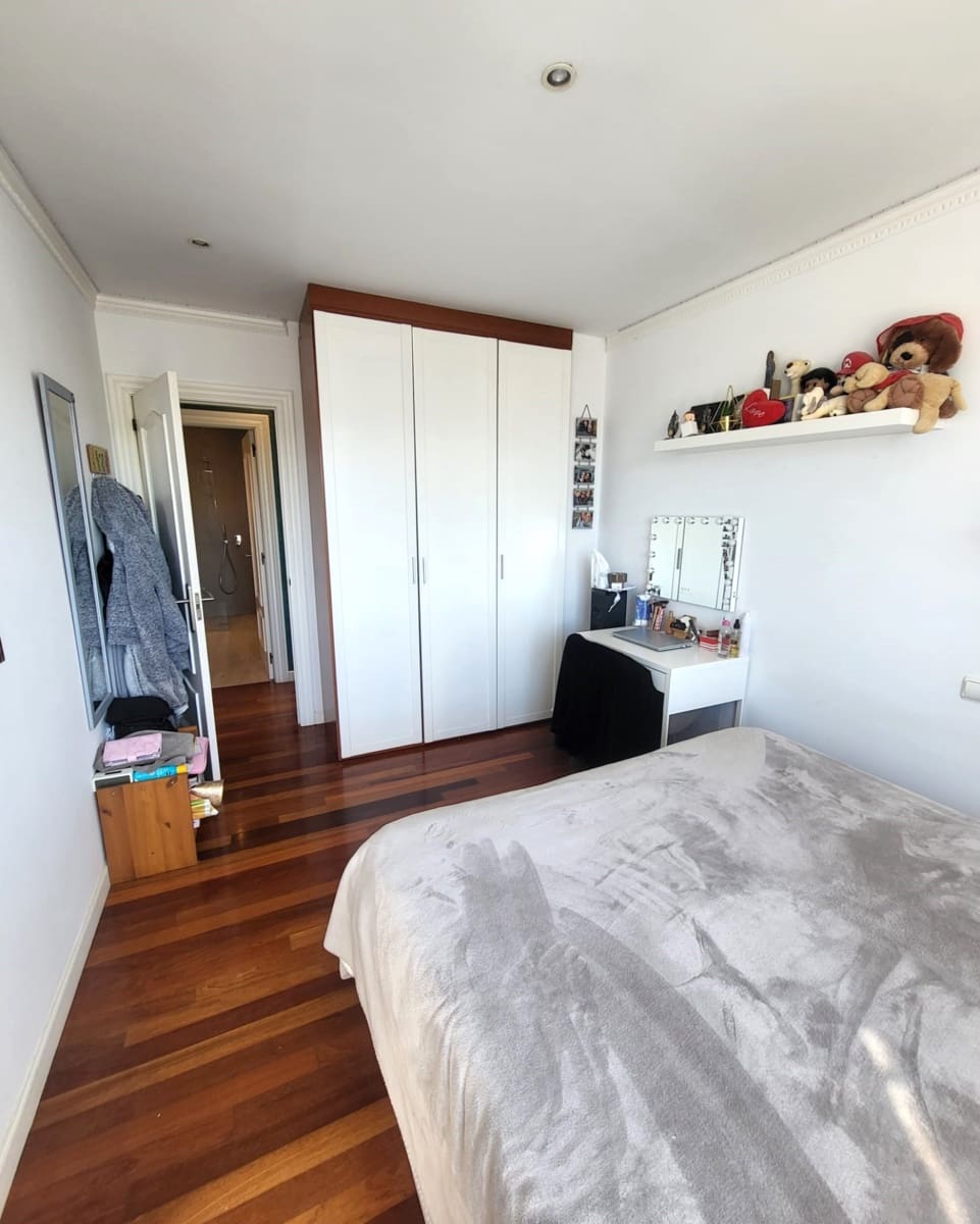 3 bedroom Villa for sale in Pielagos with garage - € 420,000 (Ref: 9726451)