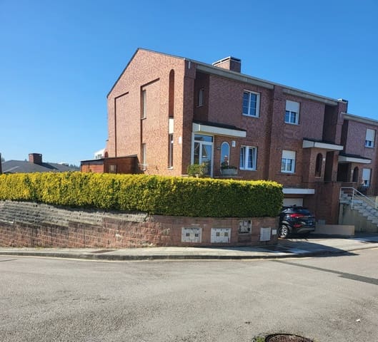 3 bedroom Villa for sale in Piélagos with garage - € 420,000 (Ref: 9726451)