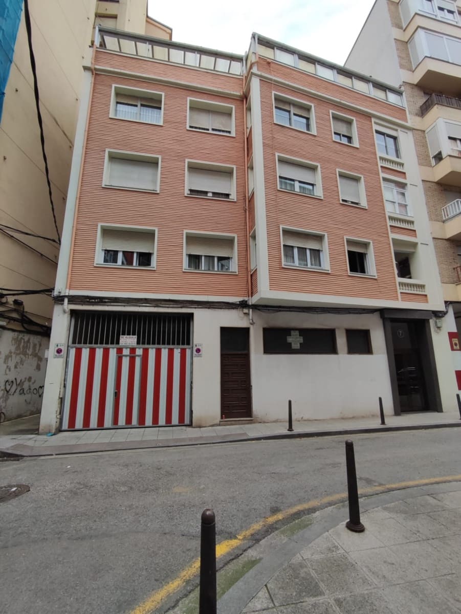 3 sypialnia Mieszkanie na sprzedaż w Santander - 275 000 € (Ref: 9751698)