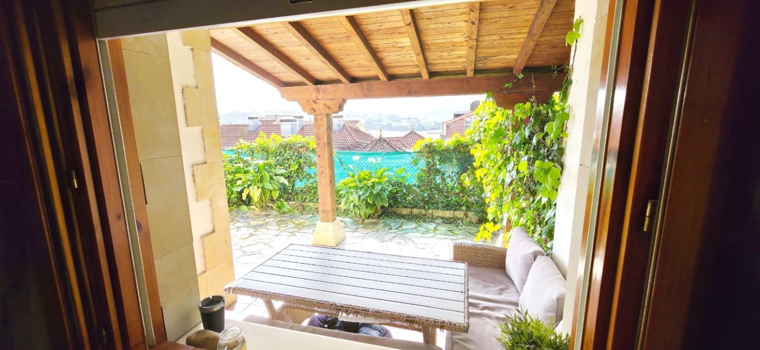 3 bedroom Flat for sale in San Vicente de la Barquera with garage - € 235,000 (Ref: 9751699)