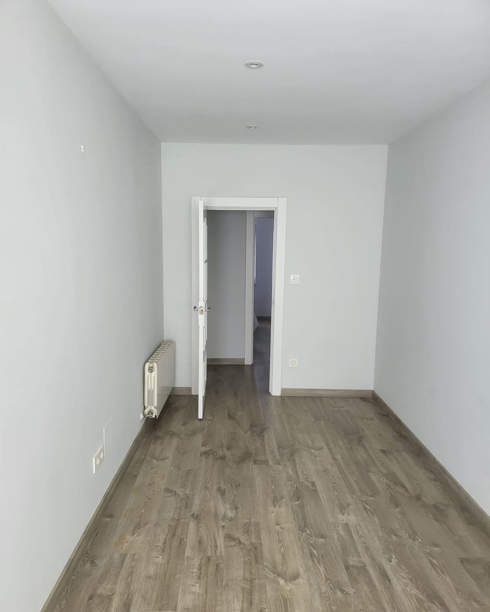 3 bedroom Flat for sale in Santander - € 197,000 (Ref: 9772803)