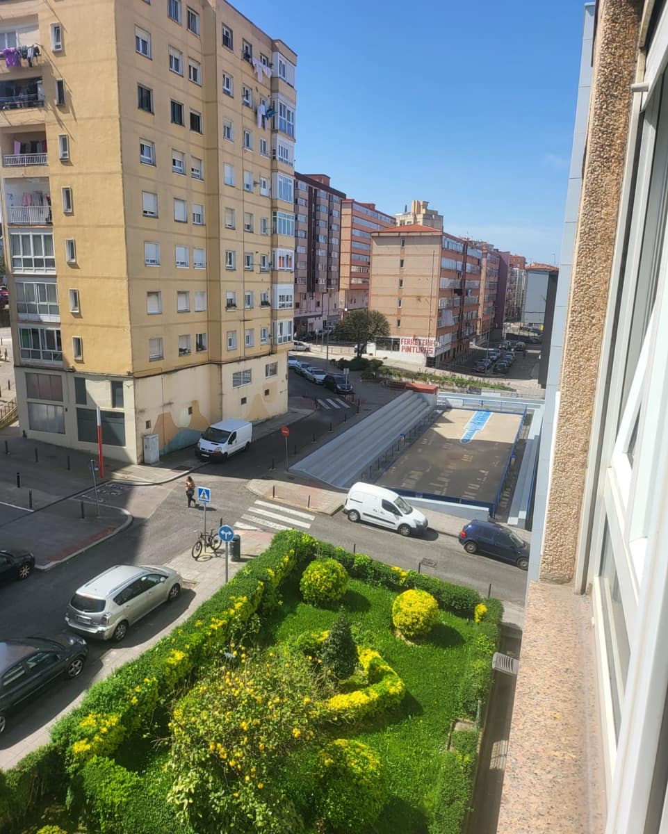3 bedroom Flat for sale in Santander - € 197,000 (Ref: 9772803)
