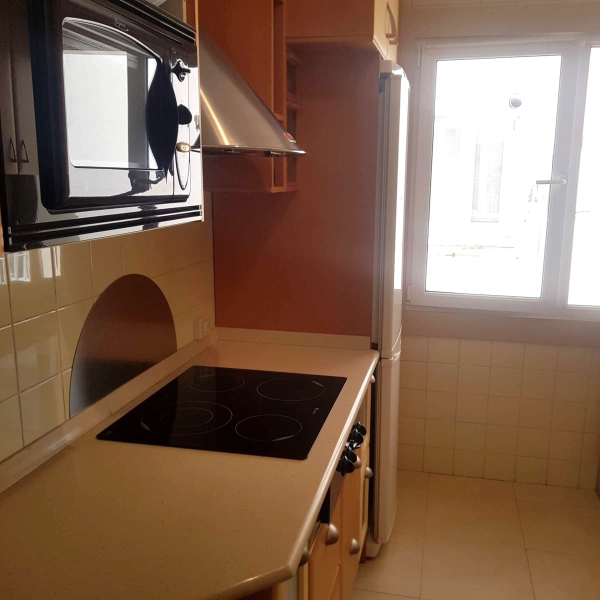 Piso de 2 habitaciones en Santander en alquiler - 900 € (Ref: 9772804)